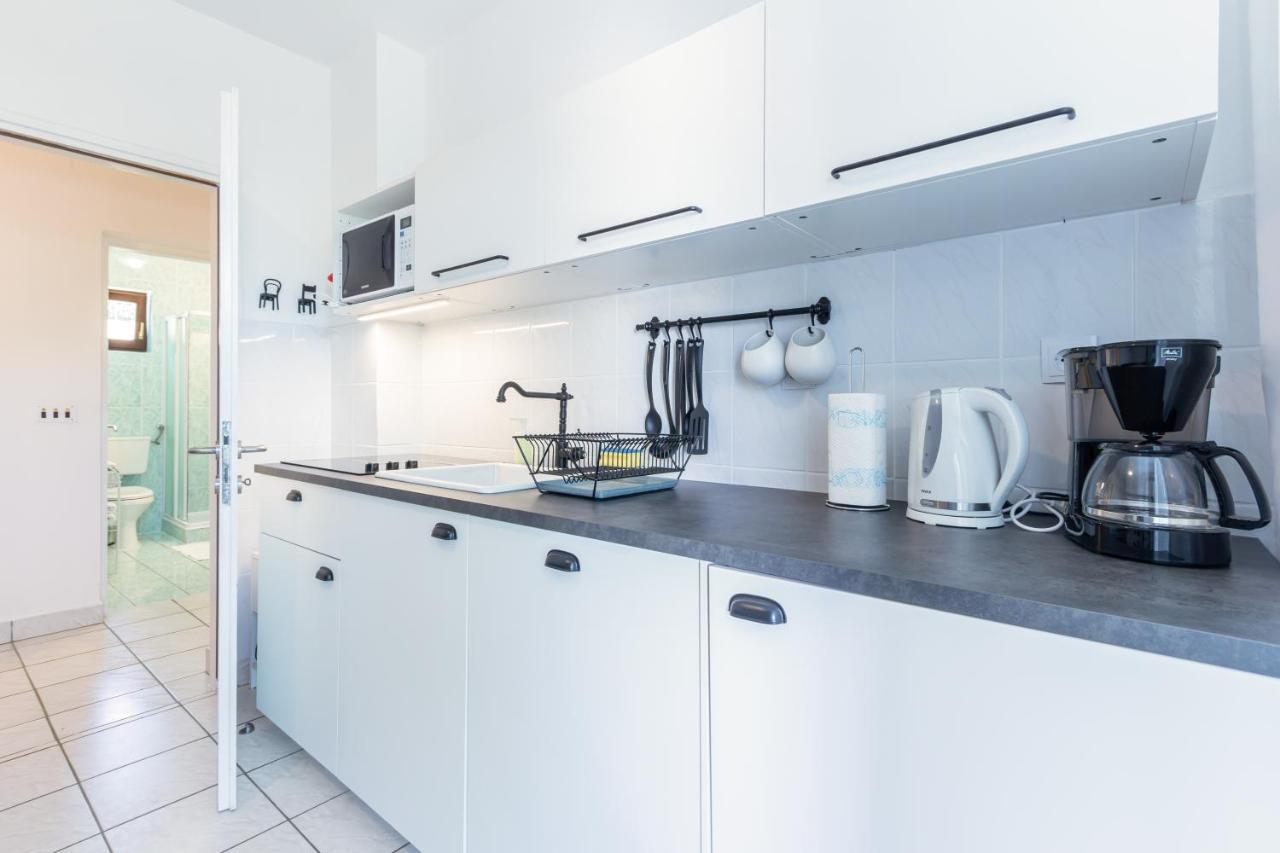 Apartments Vladan With Terrace Baška Dış mekan fotoğraf